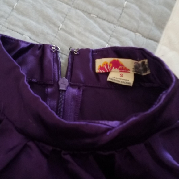 4/$20 Purple Sleeveless top. - Picture 4 of 4